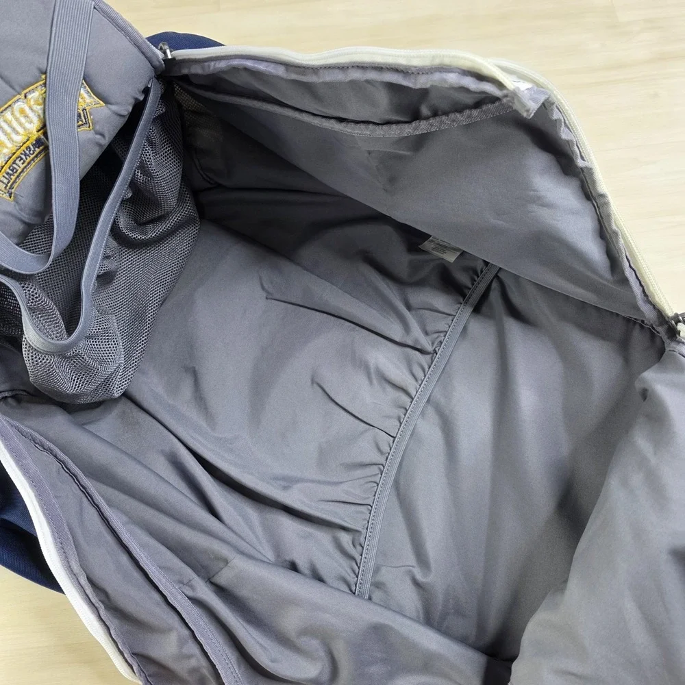Nike Elite Quad Zip‎ Backpack Marquette Women's Basketball Team Player Issued